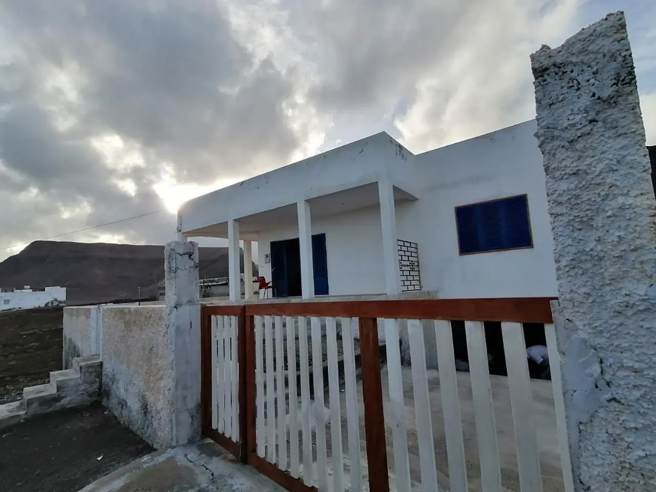 House View To Santa Luzia With Swimming Pool Villa Mindelo Vakantiehuis
